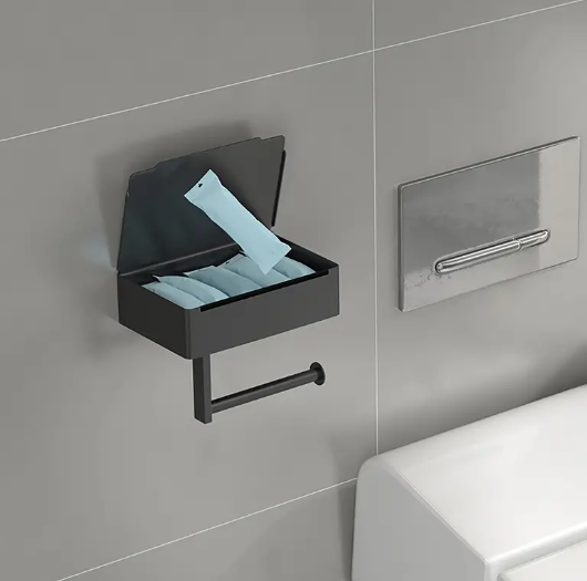 Black Elegance Guard: De Luxe Mat Zwarte WC Rol Houder met Slim Opbergvak